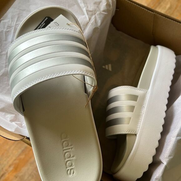 Adidas Platform Adilette Slides - Picture 2 of 8